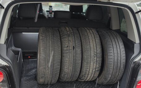 Volkswagen Touran III, 2010 год, 1 000 000 рублей, 8 фотография