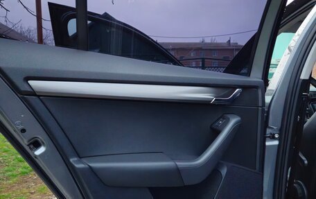 Skoda Octavia, 2018 год, 1 900 000 рублей, 10 фотография