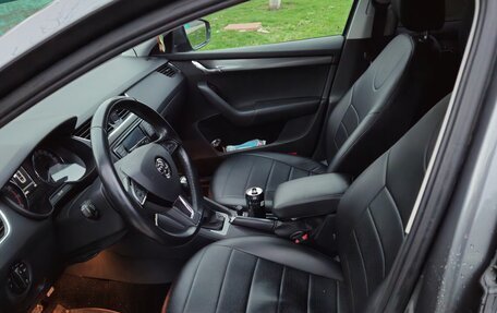 Skoda Octavia, 2018 год, 1 900 000 рублей, 14 фотография