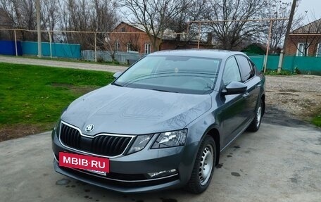 Skoda Octavia, 2018 год, 1 900 000 рублей, 13 фотография
