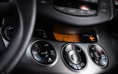 Toyota RAV4, 2010 год, 1 400 000 рублей, 14 фотография