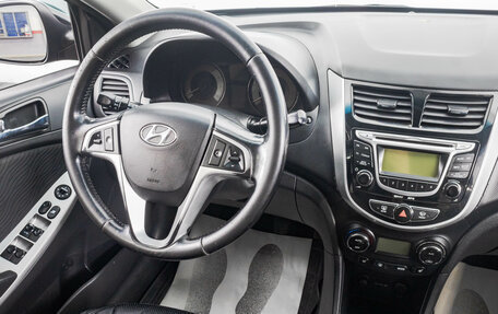 Hyundai Solaris II рестайлинг, 2011 год, 779 000 рублей, 18 фотография