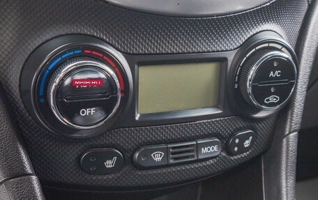 Hyundai Solaris II рестайлинг, 2011 год, 779 000 рублей, 21 фотография