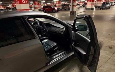 BMW 5 серия, 2003 год, 815 000 рублей, 12 фотография