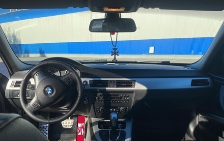 BMW 3 серия, 2010 год, 840 000 рублей, 12 фотография