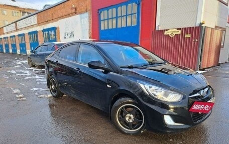 Hyundai Solaris II рестайлинг, 2011 год, 700 000 рублей, 6 фотография