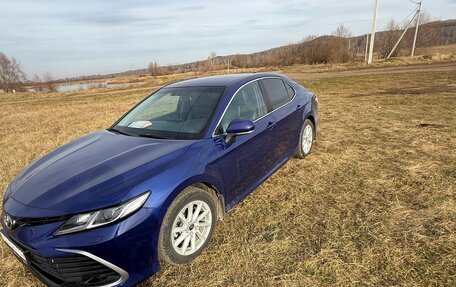 Toyota Camry, 2021 год, 2 900 000 рублей, 1 фотография