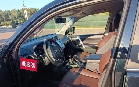 Toyota Land Cruiser Prado 150 рестайлинг 2, 2018 год, 6 650 000 рублей, 9 фотография