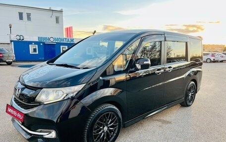 Honda Stepwgn IV, 2015 год, 1 880 000 рублей, 4 фотография