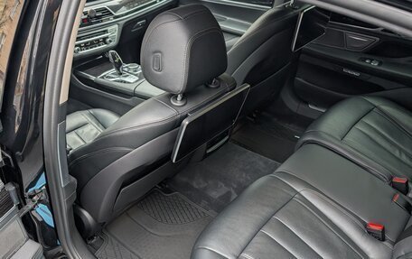 BMW 7 серия, 2017 год, 4 100 000 рублей, 7 фотография