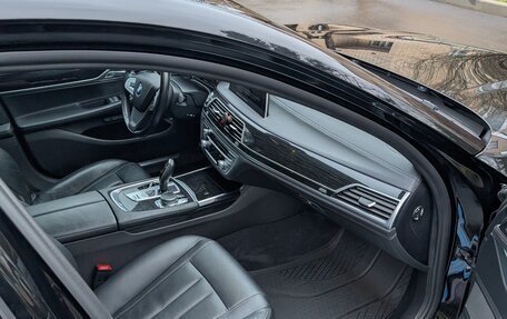 BMW 7 серия, 2017 год, 4 100 000 рублей, 9 фотография