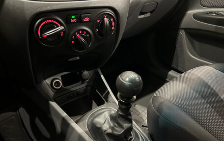 KIA Rio II, 2009 год, 499 000 рублей, 17 фотография