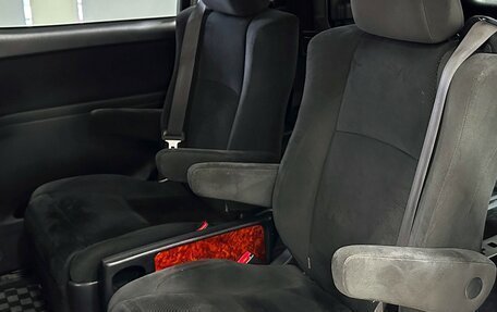 Toyota Vellfire I, 2010 год, 2 270 000 рублей, 15 фотография