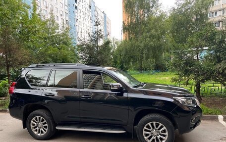 Toyota Land Cruiser Prado 150 рестайлинг 2, 2018 год, 5 199 000 рублей, 7 фотография