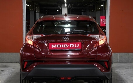 Toyota C-HR I рестайлинг, 2019 год, 2 498 000 рублей, 5 фотография