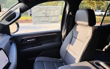 Chevrolet Tahoe IV, 2025 год, 14 601 672 рублей, 31 фотография