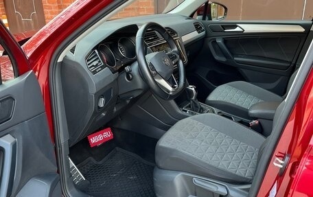 Volkswagen Tiguan II, 2021 год, 2 900 000 рублей, 5 фотография