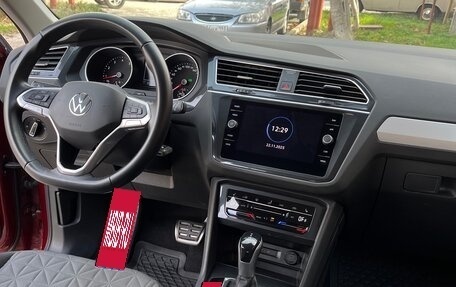 Volkswagen Tiguan II, 2021 год, 2 900 000 рублей, 6 фотография