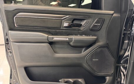 Toyota Land Cruiser, 2022 год, 13 577 000 рублей, 21 фотография