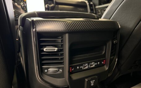 Toyota Land Cruiser, 2022 год, 13 577 000 рублей, 23 фотография