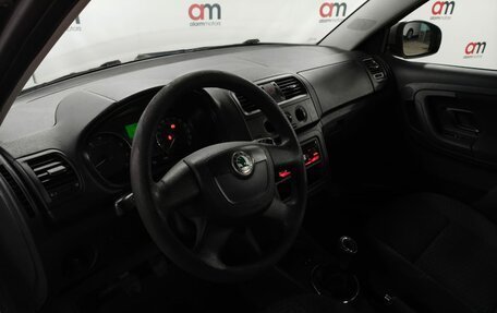Skoda Fabia II, 2010 год, 499 000 рублей, 10 фотография