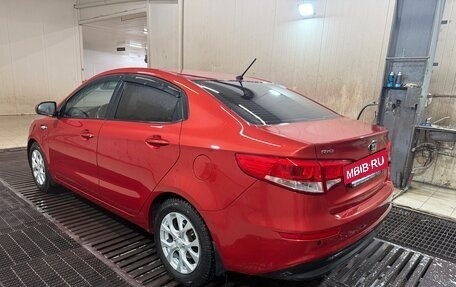 KIA Rio III рестайлинг, 2015 год, 999 000 рублей, 4 фотография