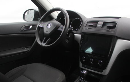 Skoda Yeti I рестайлинг, 2017 год, 1 550 000 рублей, 14 фотография