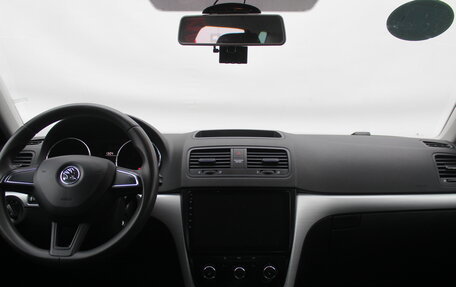 Skoda Yeti I рестайлинг, 2017 год, 1 550 000 рублей, 15 фотография