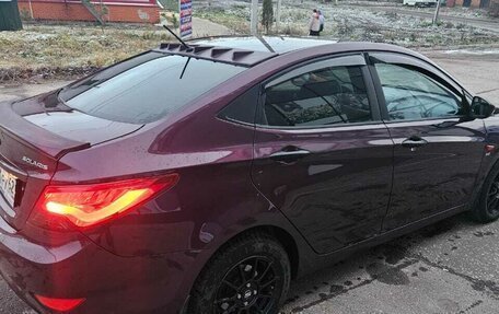 Hyundai Solaris II рестайлинг, 2013 год, 950 000 рублей, 5 фотография