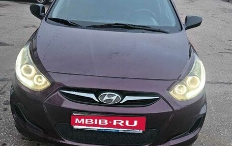 Hyundai Solaris II рестайлинг, 2013 год, 950 000 рублей, 4 фотография