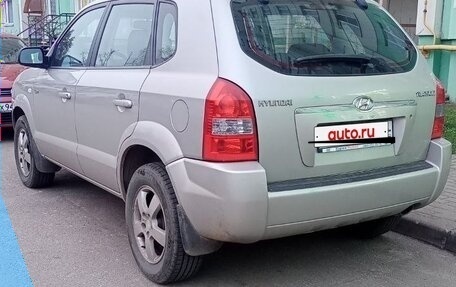 Hyundai Tucson III, 2008 год, 850 500 рублей, 2 фотография
