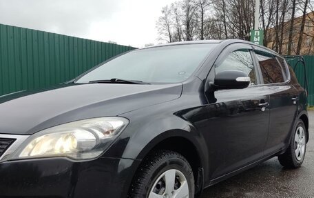 KIA cee'd I рестайлинг, 2010 год, 700 000 рублей, 2 фотография