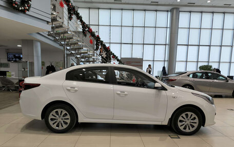 KIA Rio IV, 2020 год, 1 630 000 рублей, 4 фотография