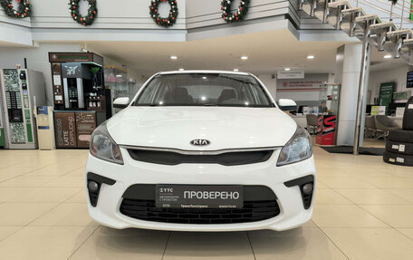 KIA Rio IV, 2020 год, 1 630 000 рублей, 2 фотография