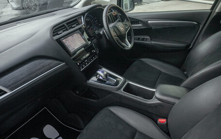 Honda Shuttle II, 2016 год, 1 168 000 рублей, 20 фотография