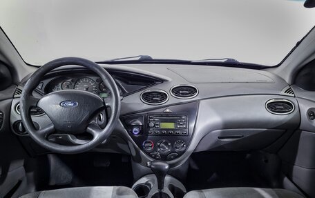 Ford Focus IV, 2002 год, 200 000 рублей, 17 фотография