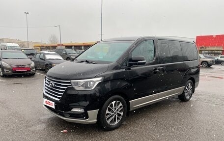 Hyundai Grand Starex Grand Starex I рестайлинг 2, 2019 год, 3 100 000 рублей, 7 фотография