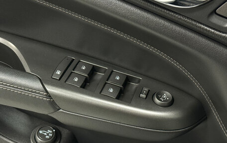 Cadillac SRX II рестайлинг, 2012 год, 1 290 000 рублей, 22 фотография