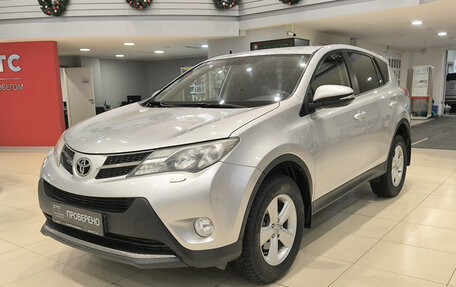 Toyota RAV4, 2013 год, 1 650 000 рублей, 5 фотография