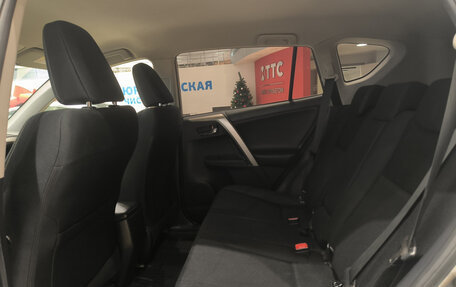 Toyota RAV4, 2013 год, 1 650 000 рублей, 16 фотография