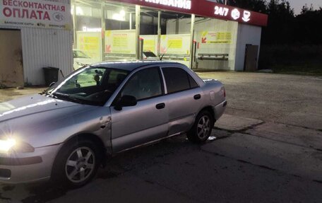 Mitsubishi Carisma I, 2003 год, 200 000 рублей, 15 фотография