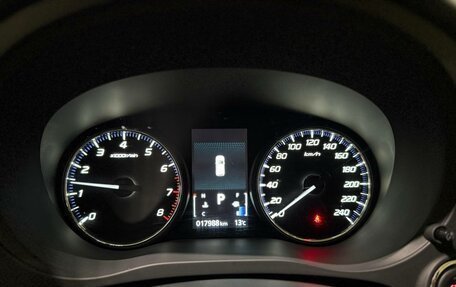 Mitsubishi Outlander III рестайлинг 3, 2022 год, 2 650 000 рублей, 9 фотография