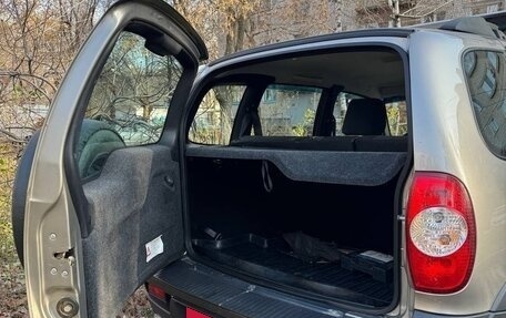 Chevrolet Niva I рестайлинг, 2018 год, 770 000 рублей, 2 фотография