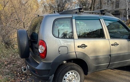 Chevrolet Niva I рестайлинг, 2018 год, 770 000 рублей, 11 фотография