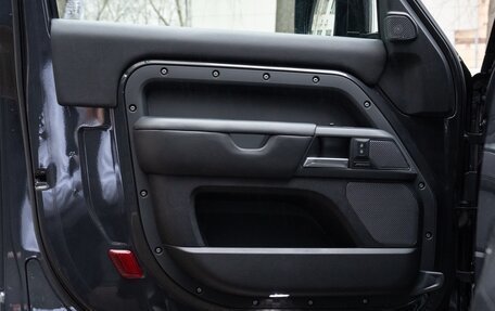 Land Rover Defender II, 2021 год, 7 850 000 рублей, 20 фотография