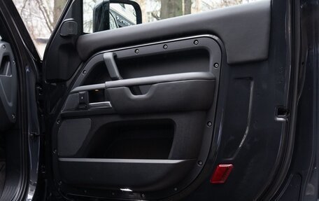 Land Rover Defender II, 2021 год, 7 850 000 рублей, 21 фотография