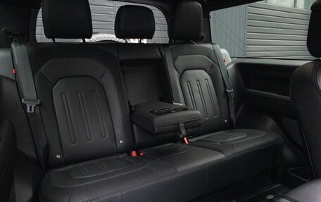 Land Rover Defender II, 2021 год, 7 850 000 рублей, 18 фотография