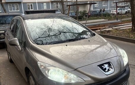 Peugeot 308 II, 2010 год, 1 фотография