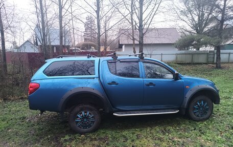 Mitsubishi L200 IV рестайлинг, 2007 год, 900 000 рублей, 7 фотография