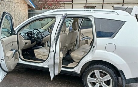 Mitsubishi Outlander III рестайлинг 3, 2008 год, 1 050 000 рублей, 12 фотография